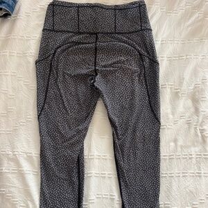 Lululemon fast and free tight size 8 speckled color
